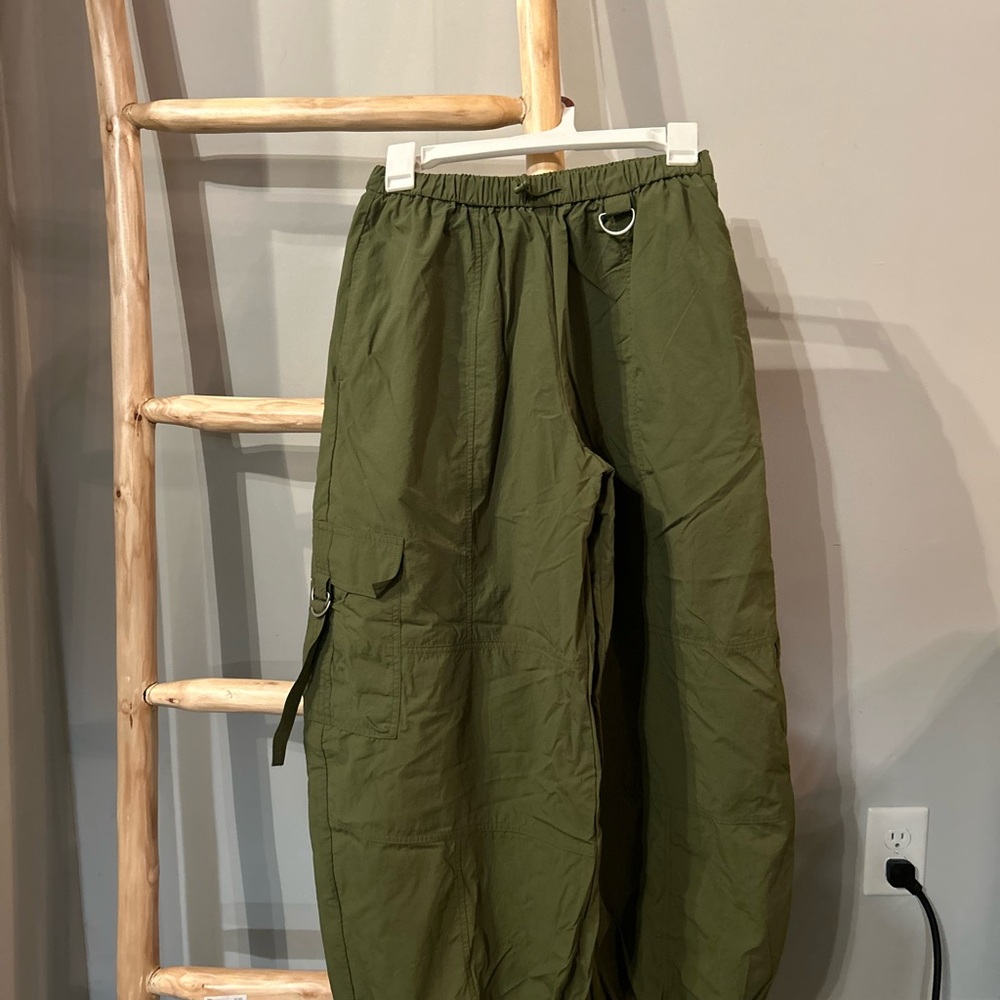 Women's Olive Cargo Pants